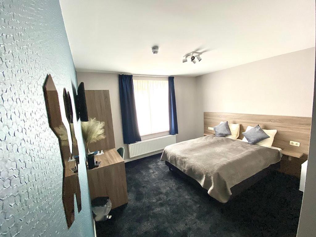 Hotel Du Commerce Oostburg Kültér fotó