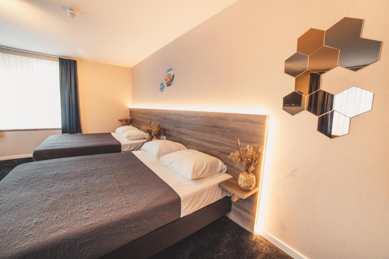 Hotel Du Commerce Oostburg Kültér fotó