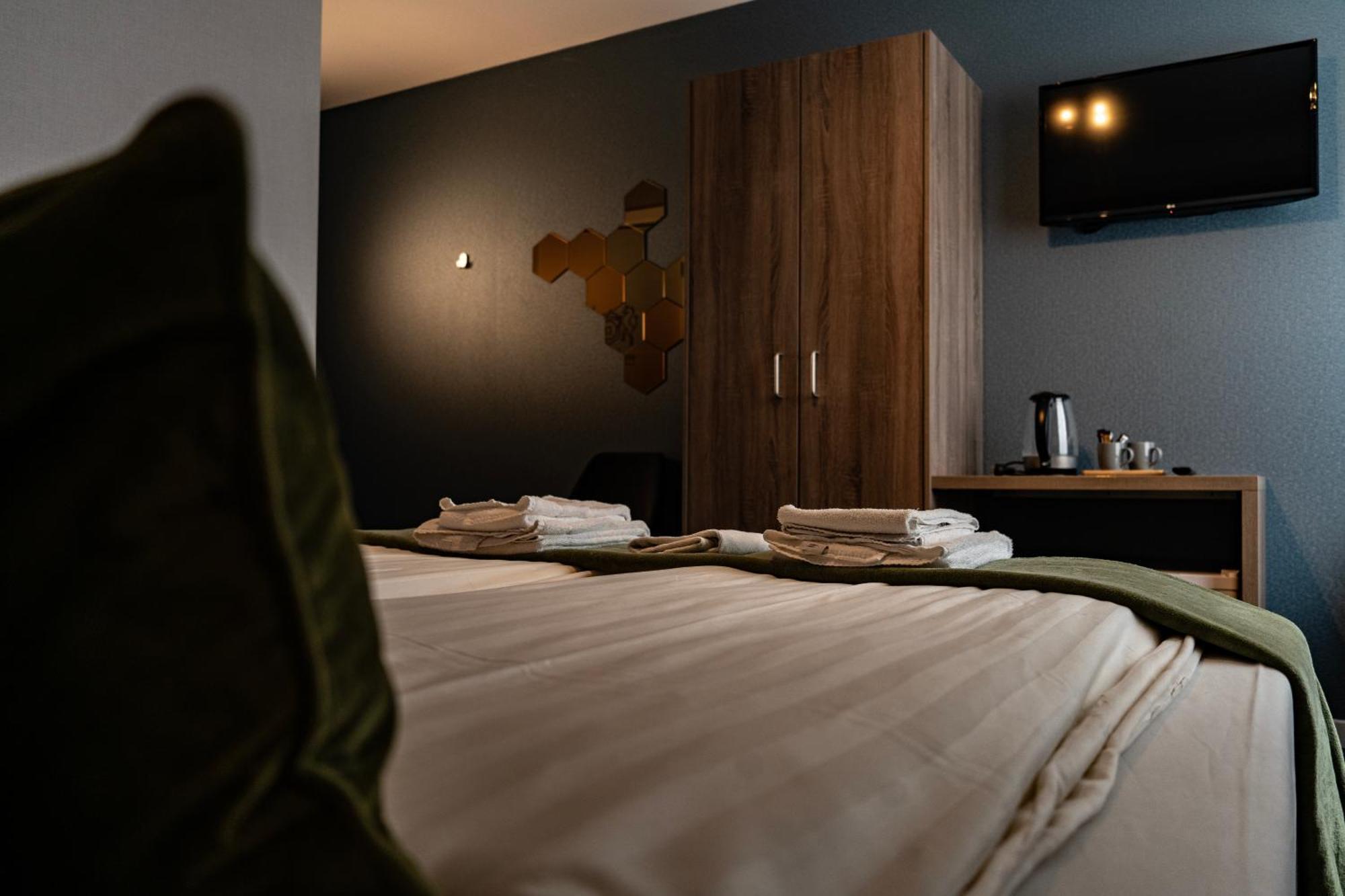 Hotel Du Commerce Oostburg Kültér fotó